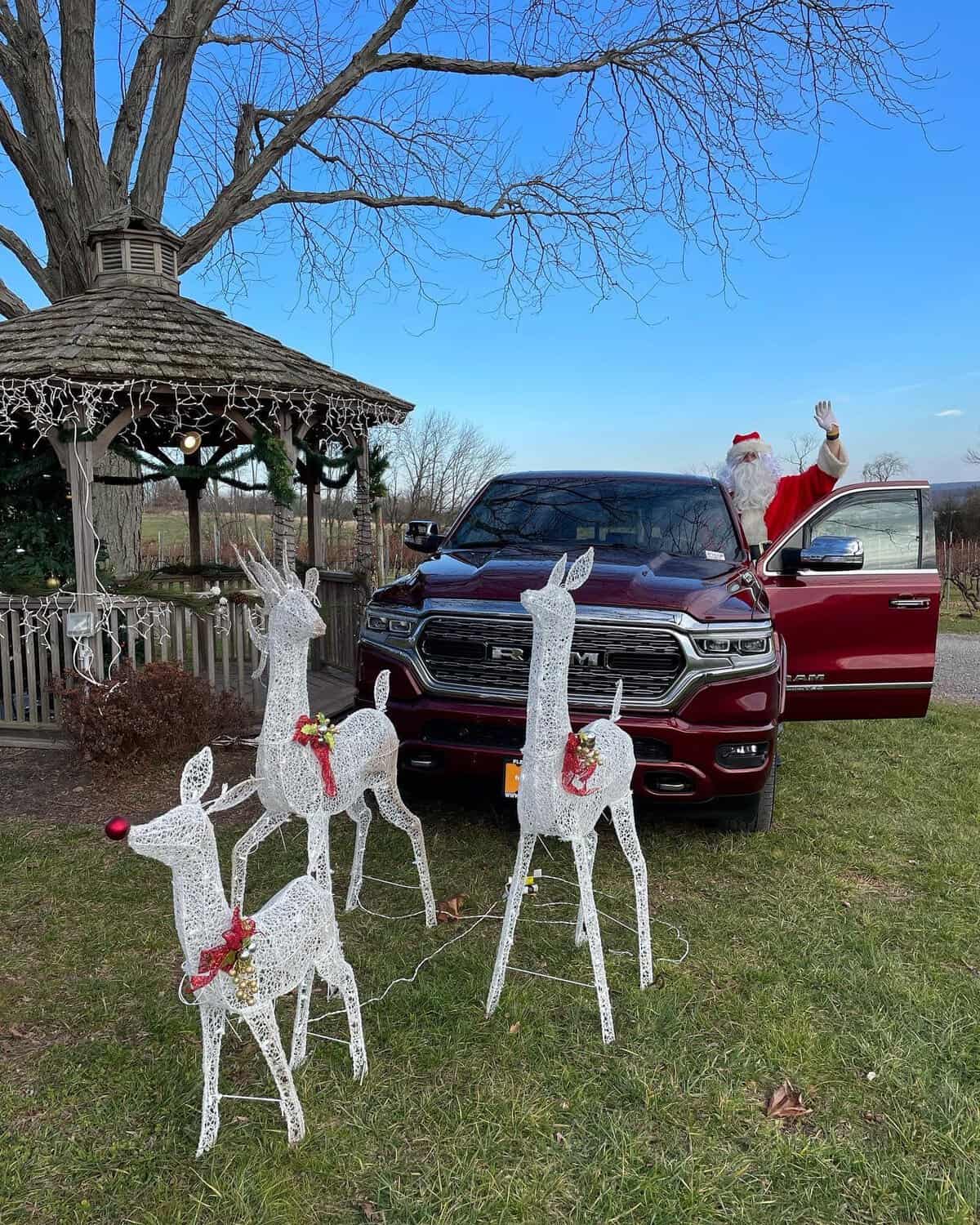 Visit Santa Claus at Old York Cellars Winery