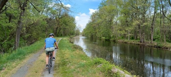 DR-Canal-State-Park-Trail_Courtesy-Daniel-Paschall-730x330-1-696x315