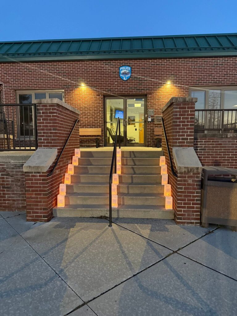 Hopewell Valley lights up for victims of domestic violence