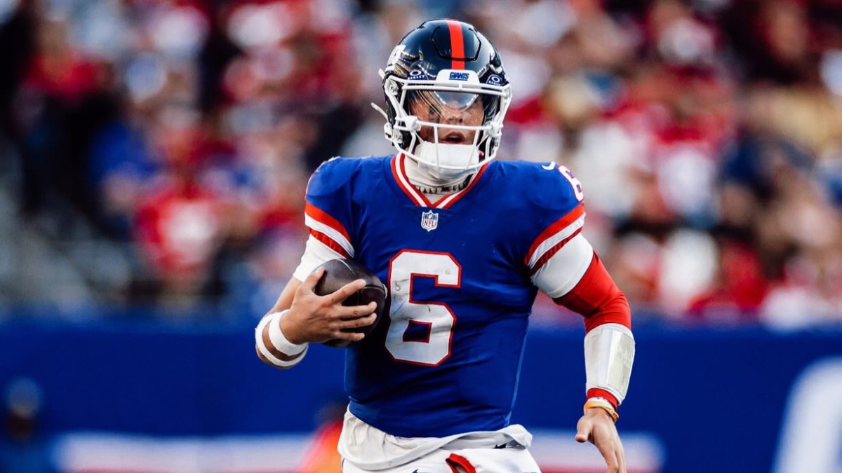 Jaxson Dart Advances in Protocol as Giants Eye His Return vs Patriots