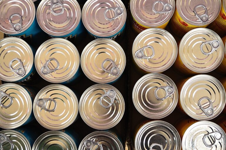 Schools organize SNAP food drive